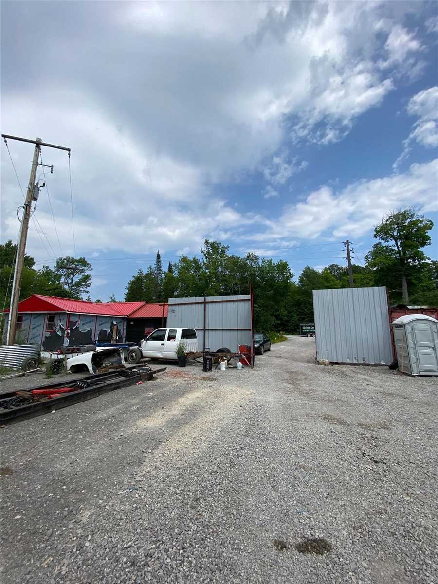 6343 Highway 35