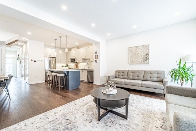 14 Greenwich Ave