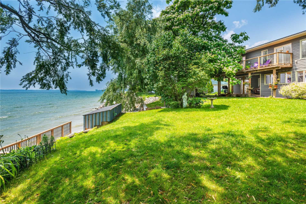 43 Clifford St, Quinte West
