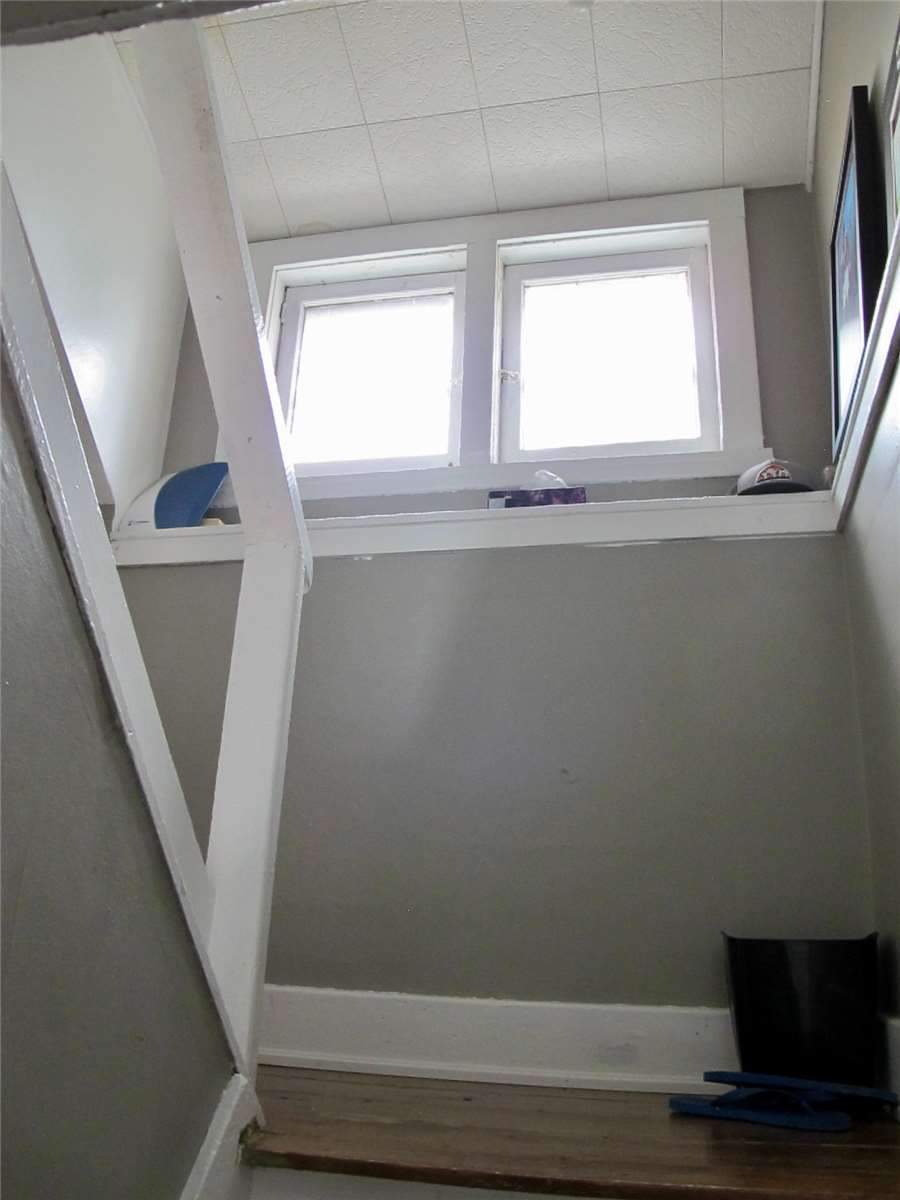 4743 Ryerson Cres