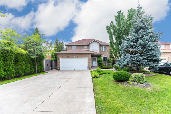 113 Gatestone Dr, Hamilton