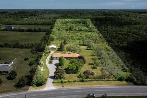 737 County Road 18, Prince Edward County
