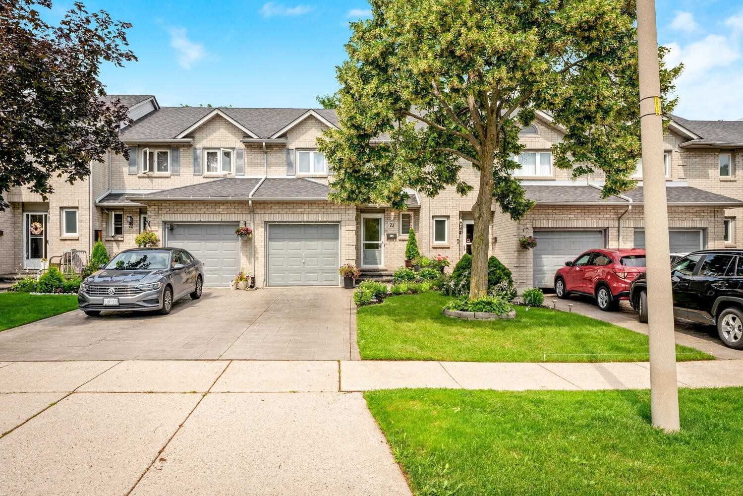 1 Royalwood Crt, #73