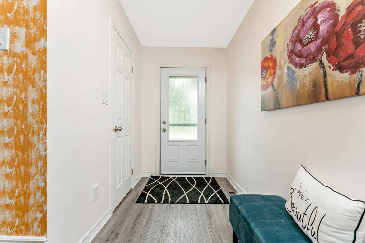 1 Royalwood Crt, #73