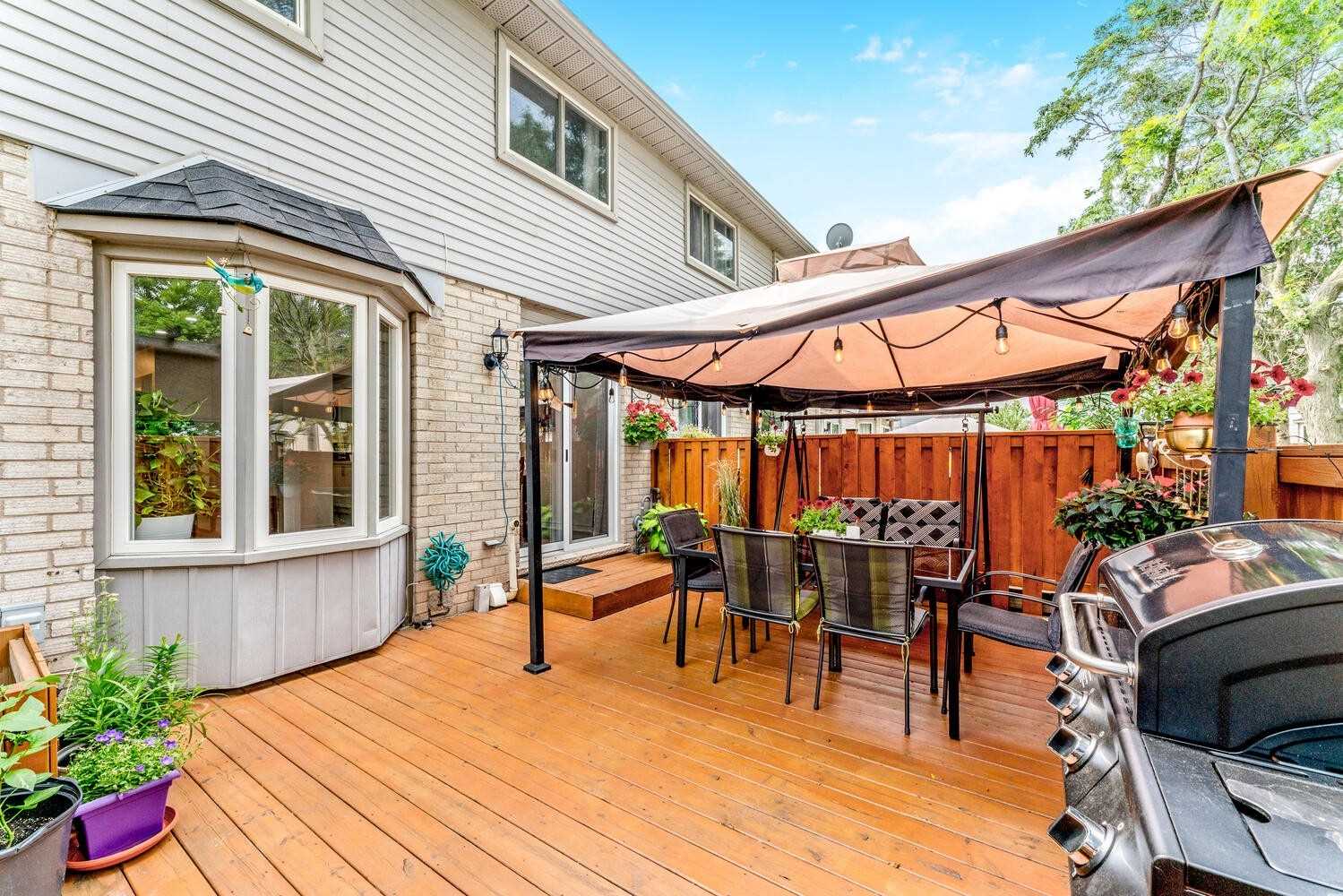 1 Royalwood Crt, #73