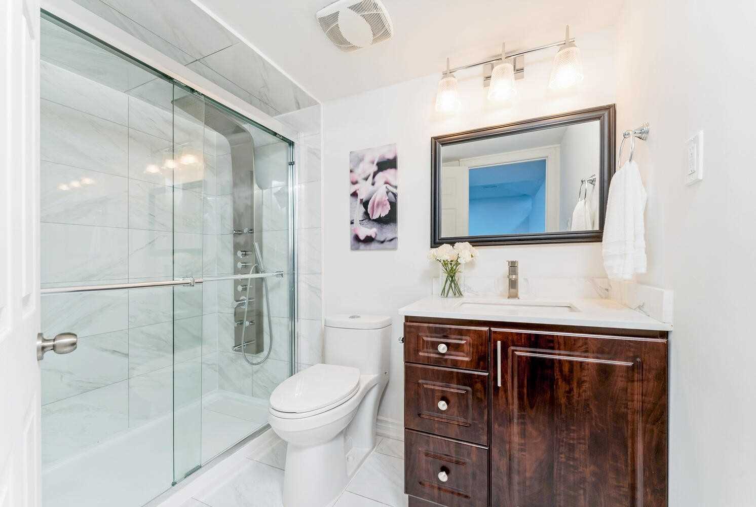 1 Royalwood Crt, #73