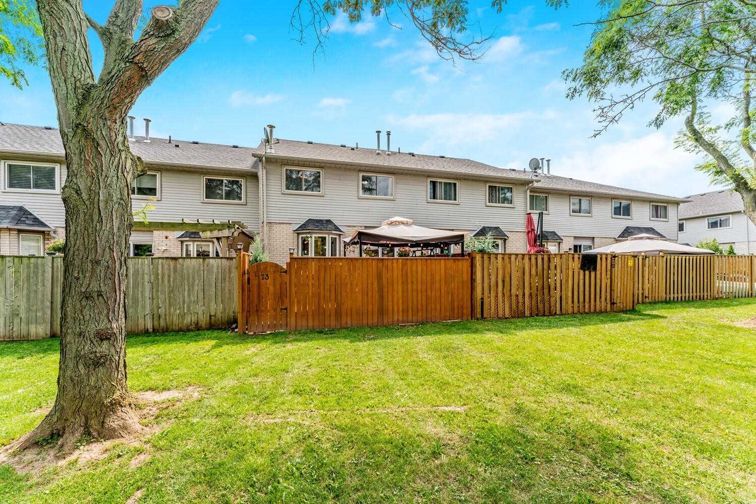 1 Royalwood Crt, #73