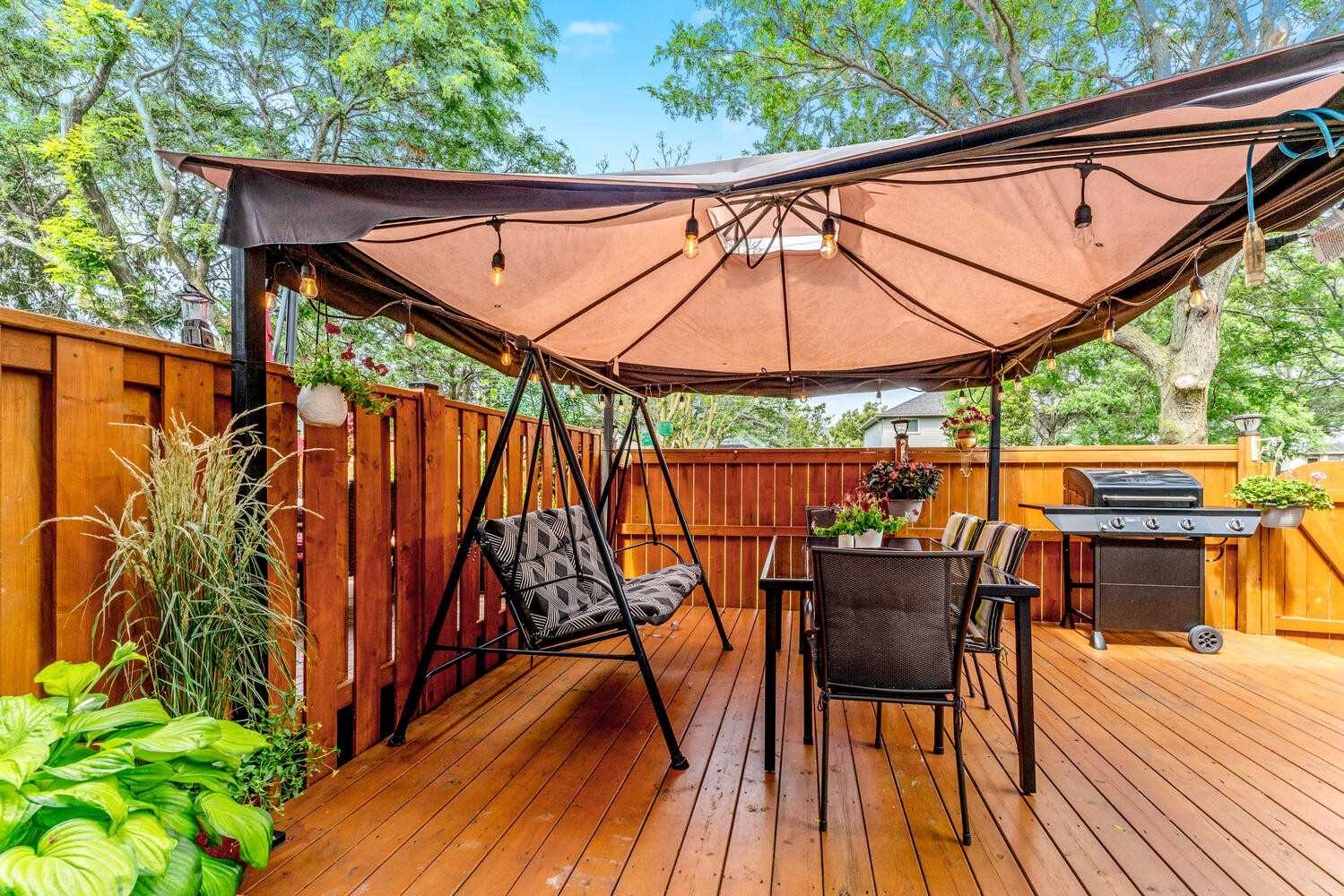 1 Royalwood Crt, #73