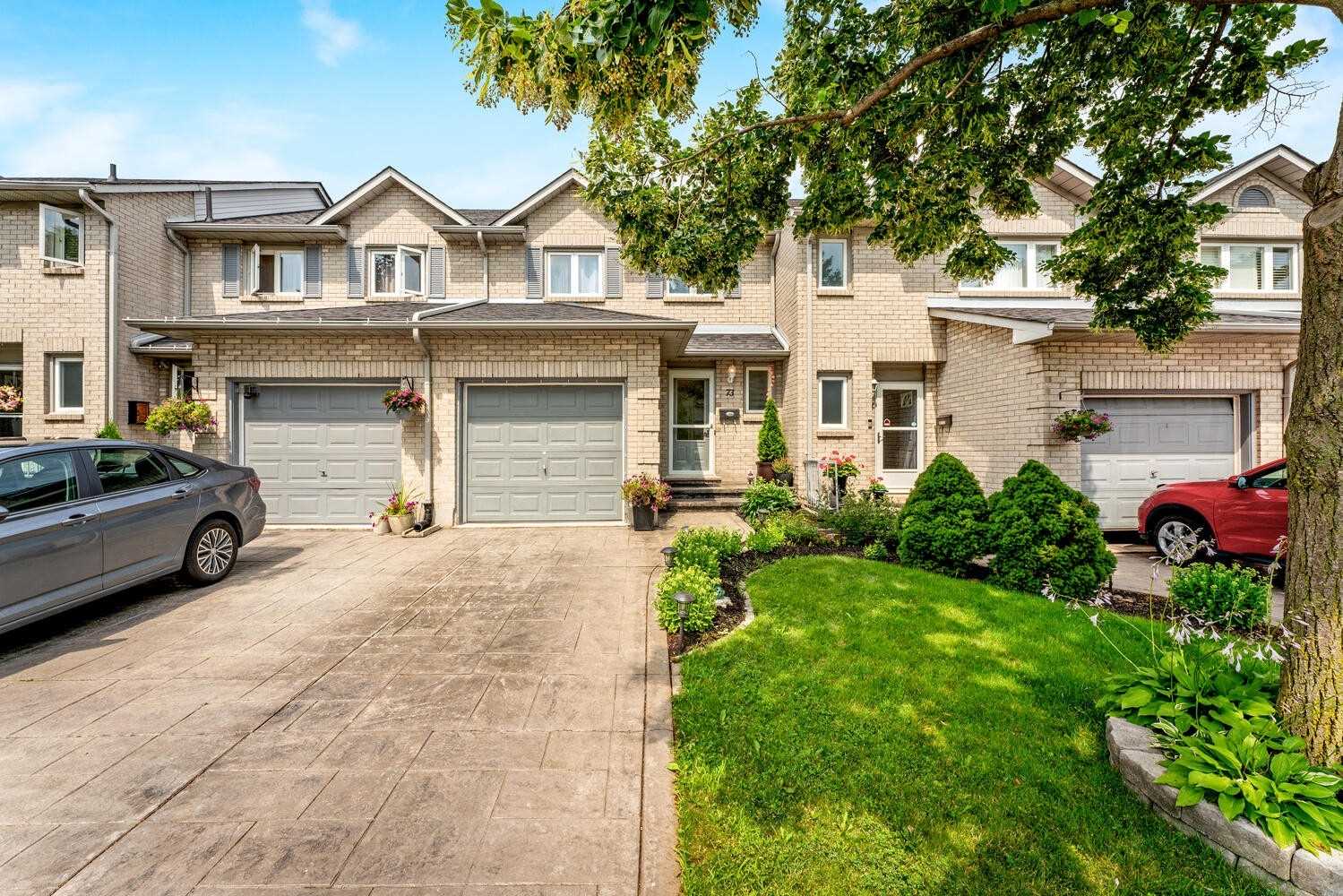 1 Royalwood Crt, #73