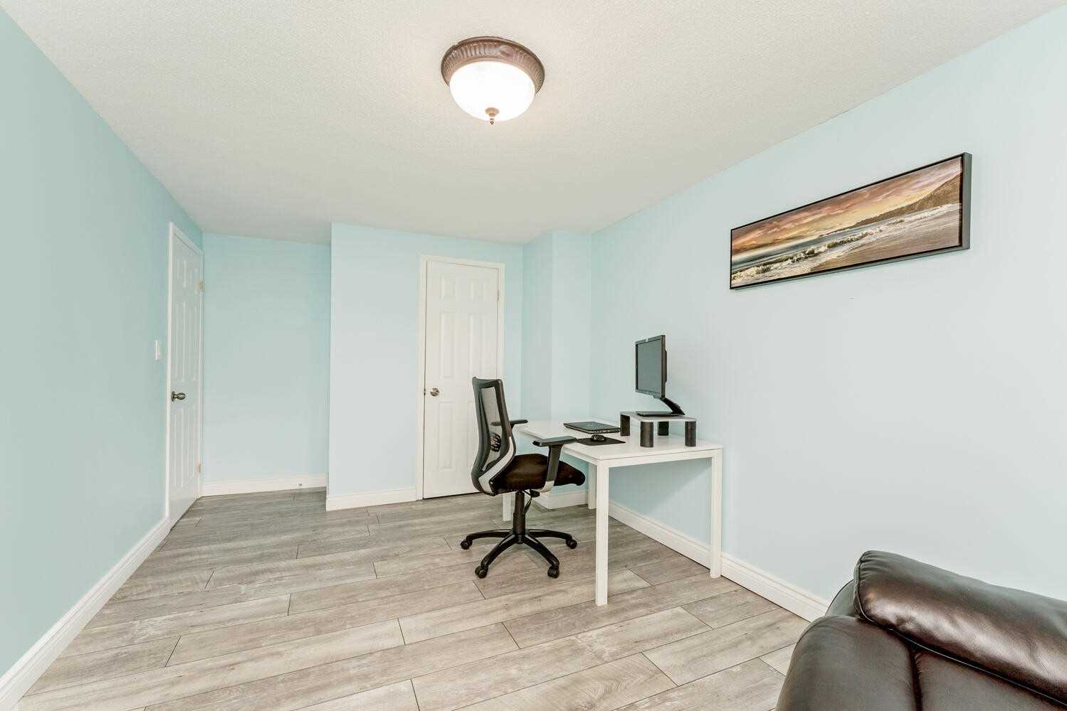 1 Royalwood Crt, #73