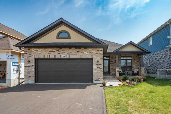 104 Ledgerock Crt, Quinte West