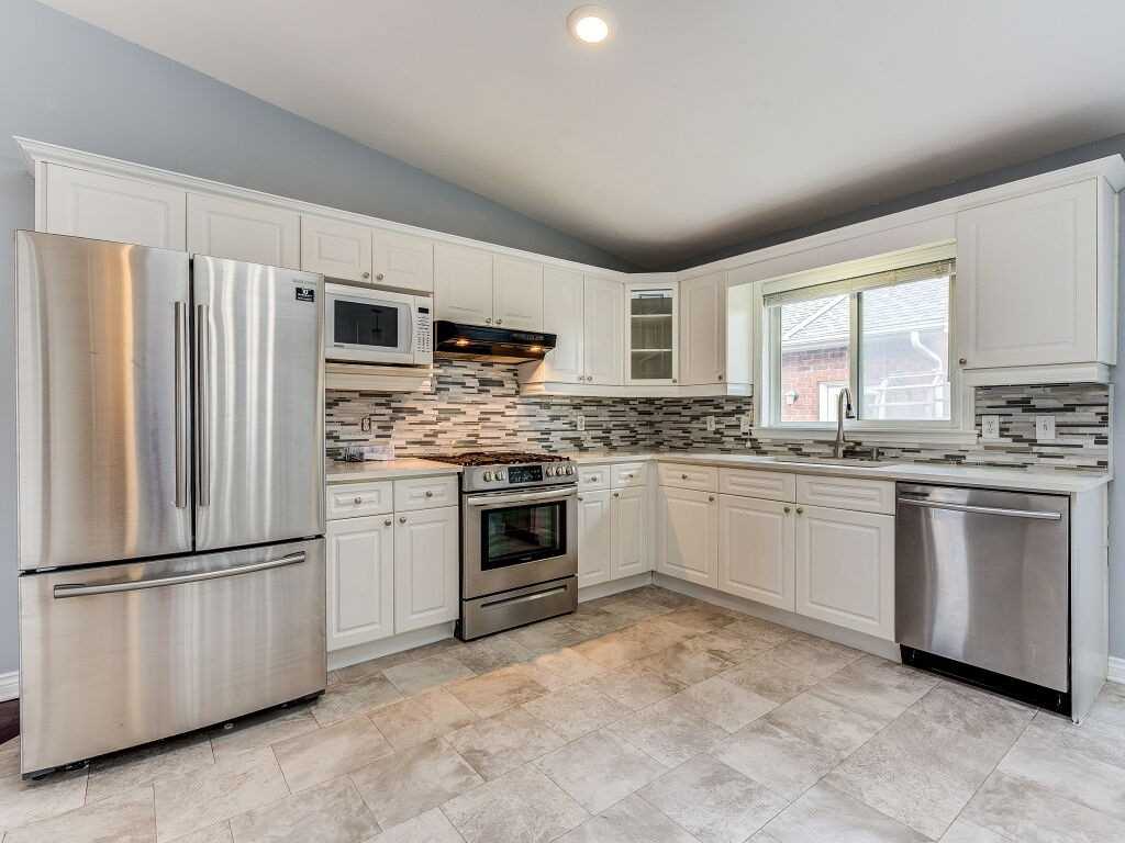 1405 Reardon Blvd