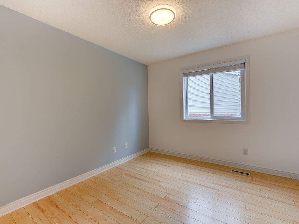 1405 Reardon Blvd