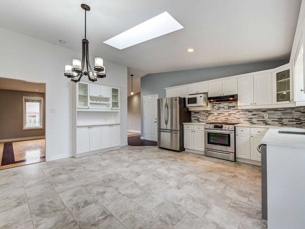 1405 Reardon Blvd