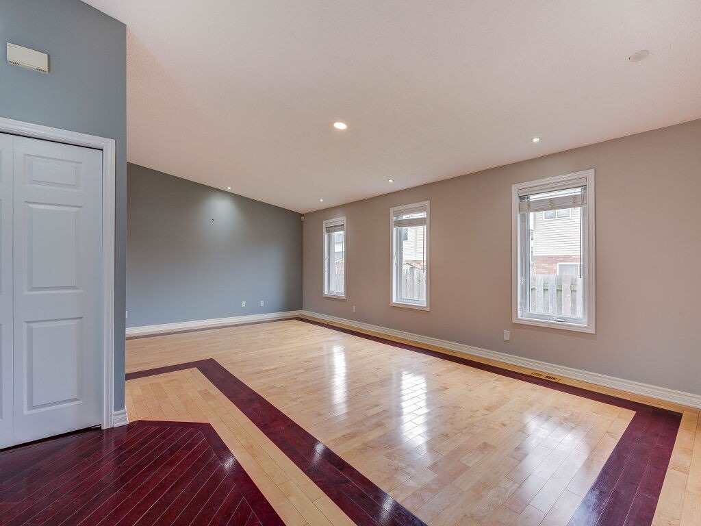 1405 Reardon Blvd