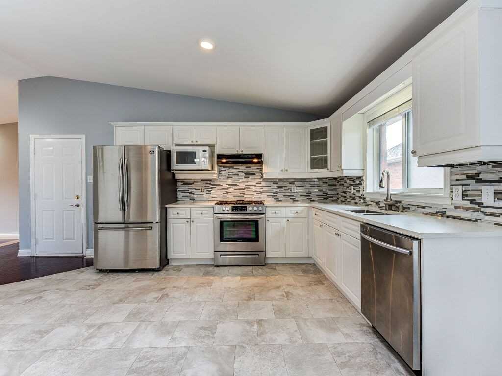 1405 Reardon Blvd