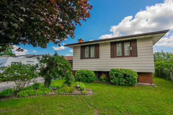 33 Centennial Dr, Port Hope
