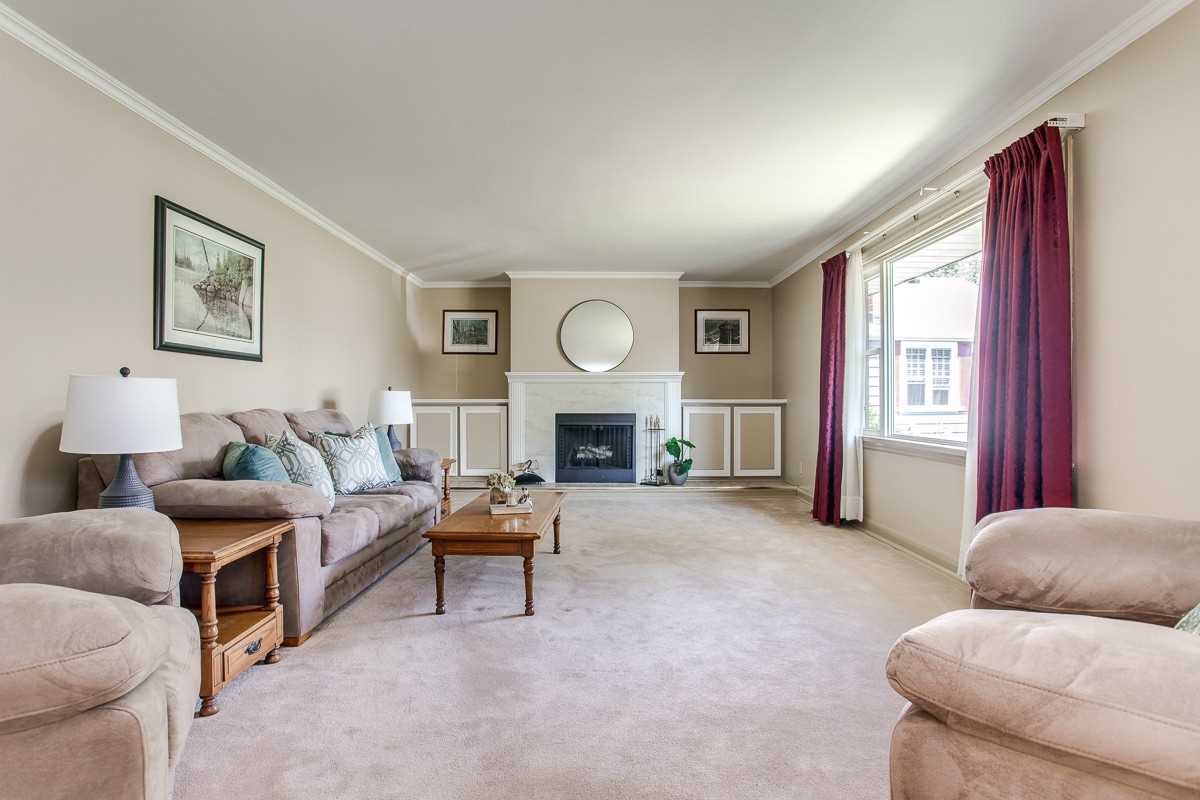 2 Walnut St