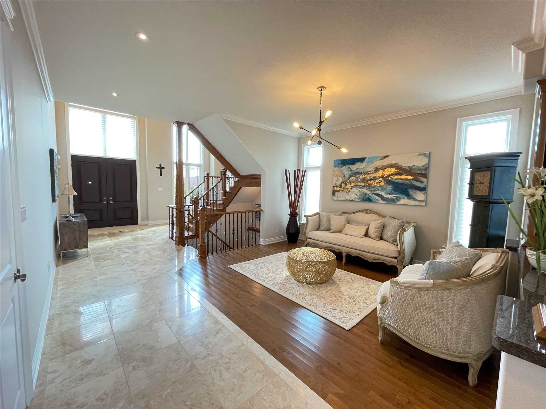 112 Watercrest Dr