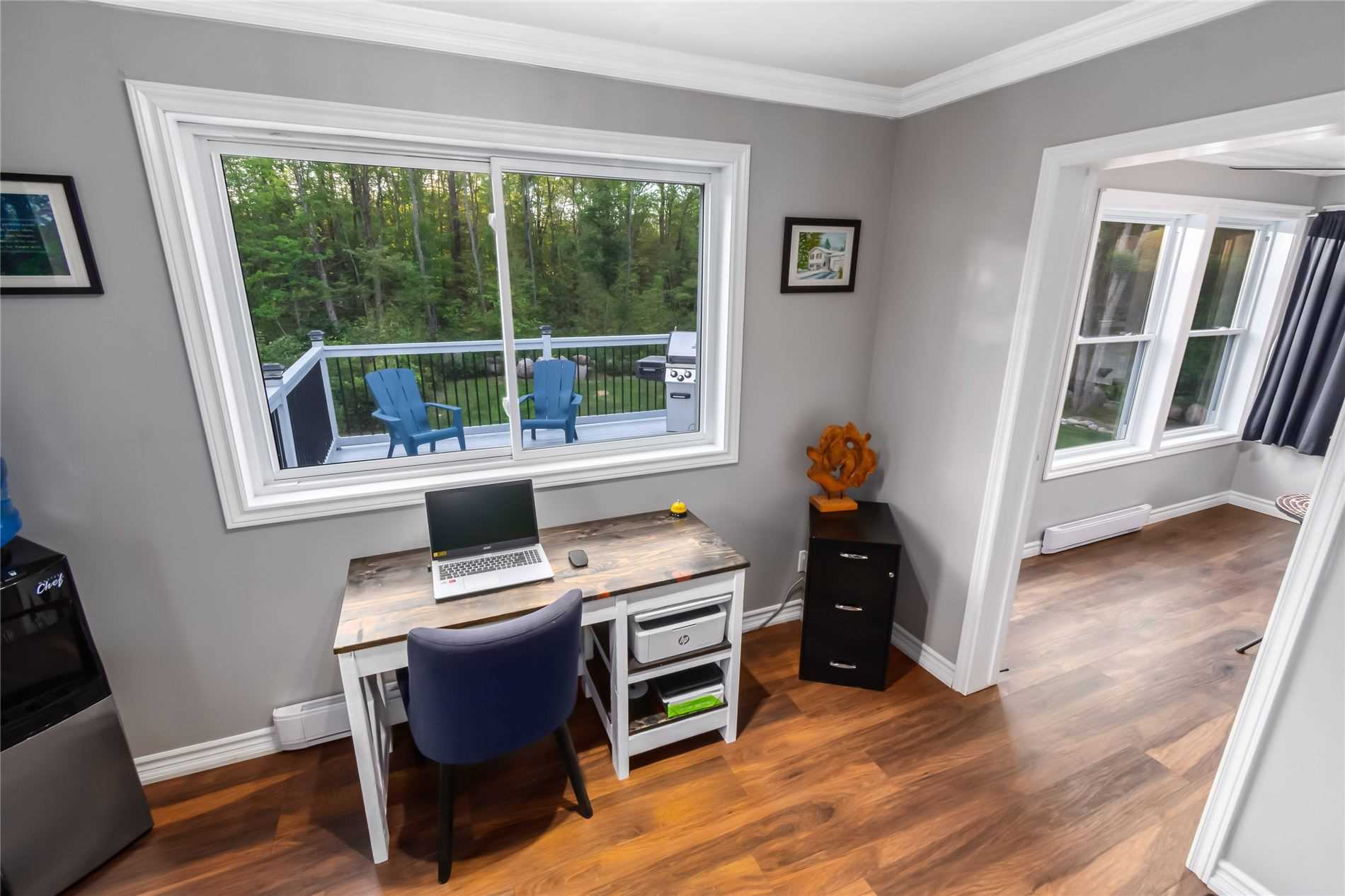 8 Cedar Crt