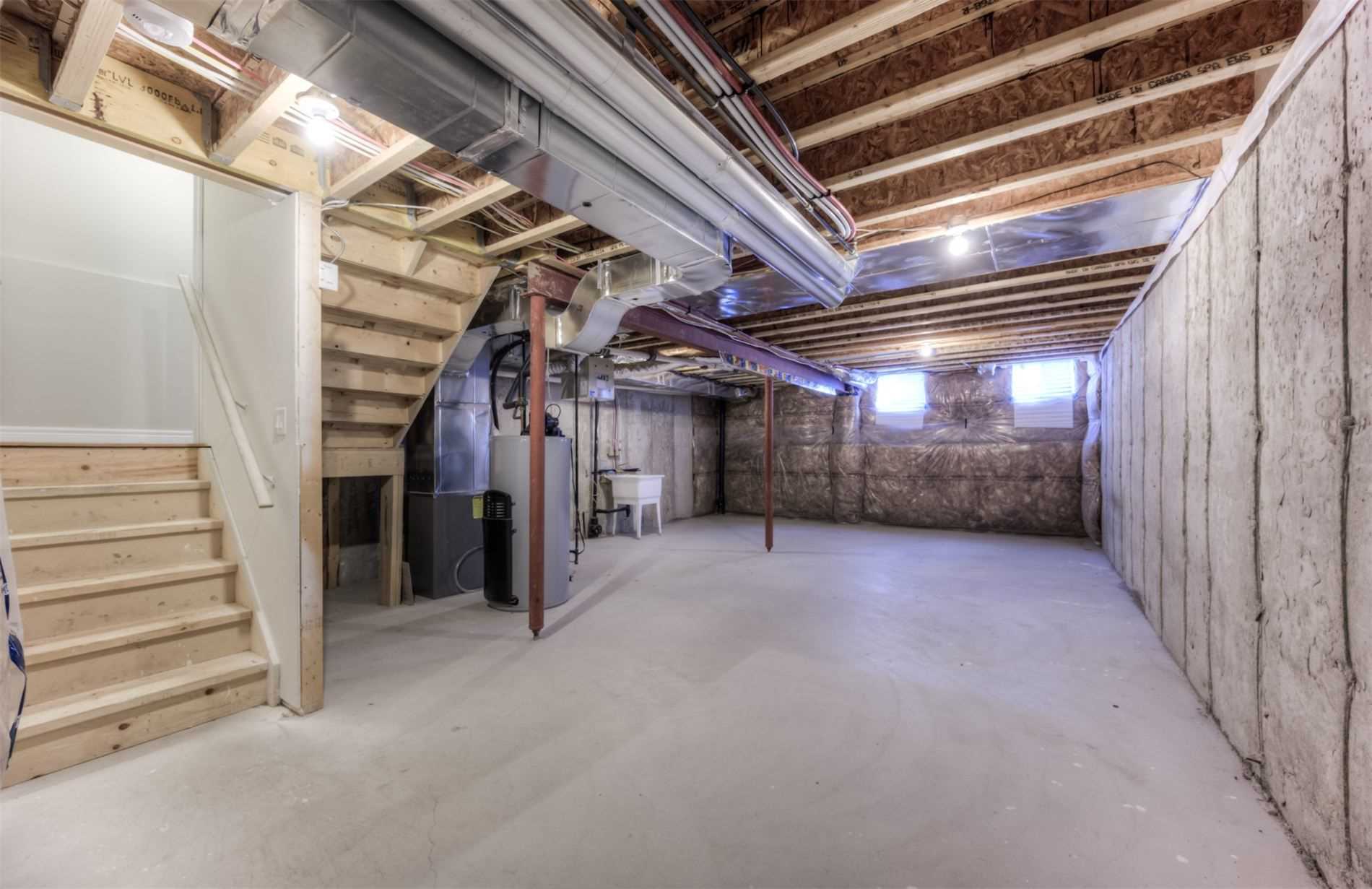 570 Linden Dr