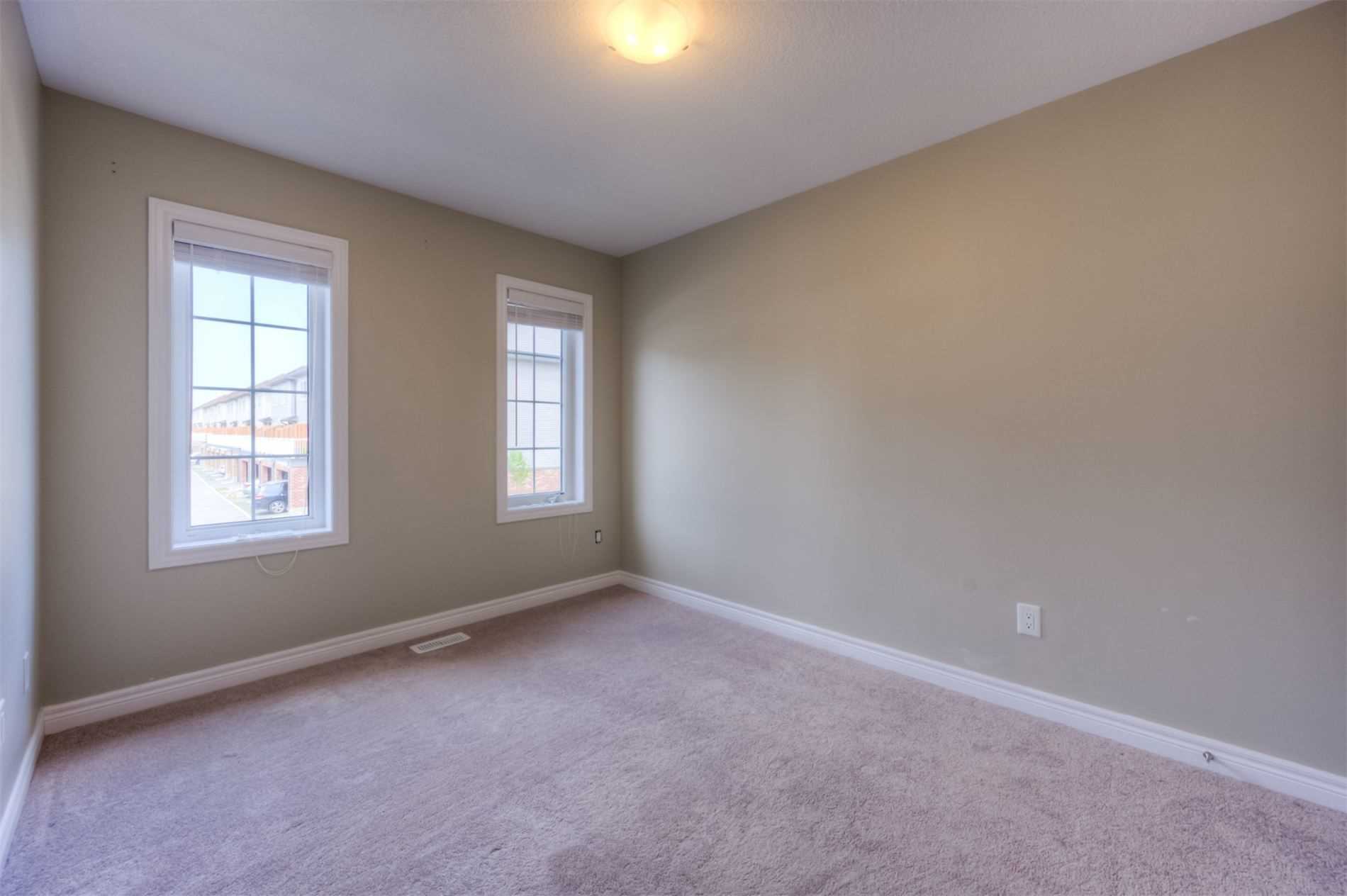570 Linden Dr