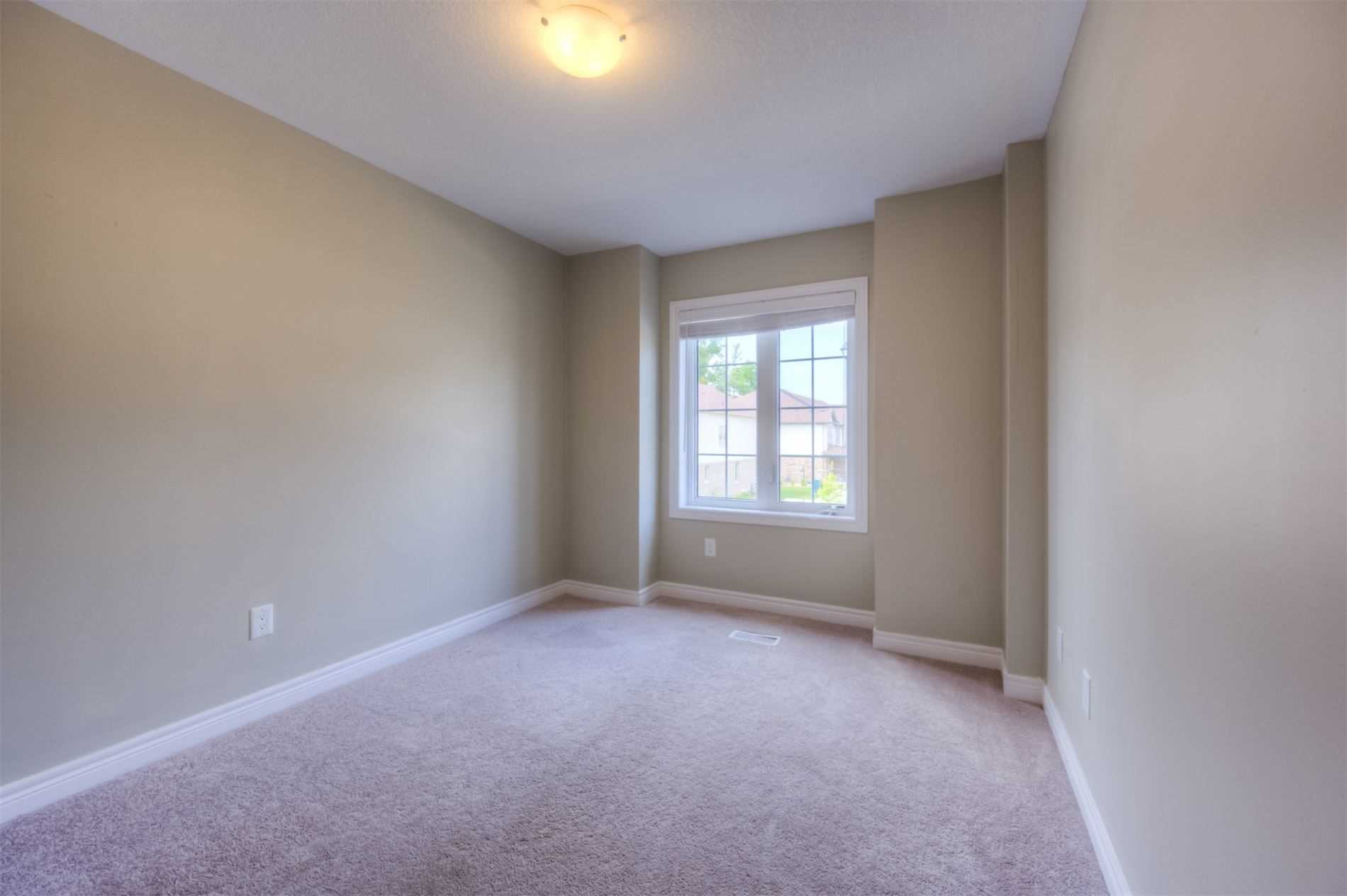 570 Linden Dr