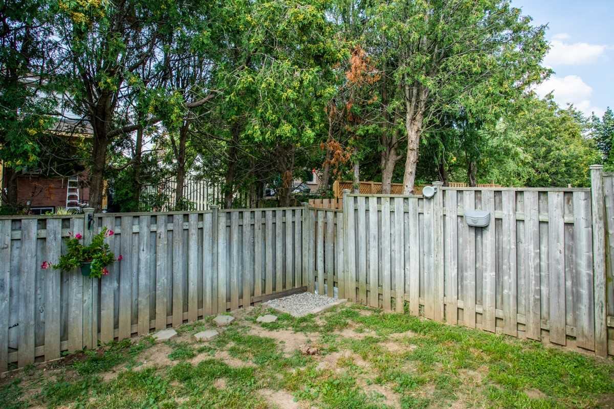 38 Athenia Dr