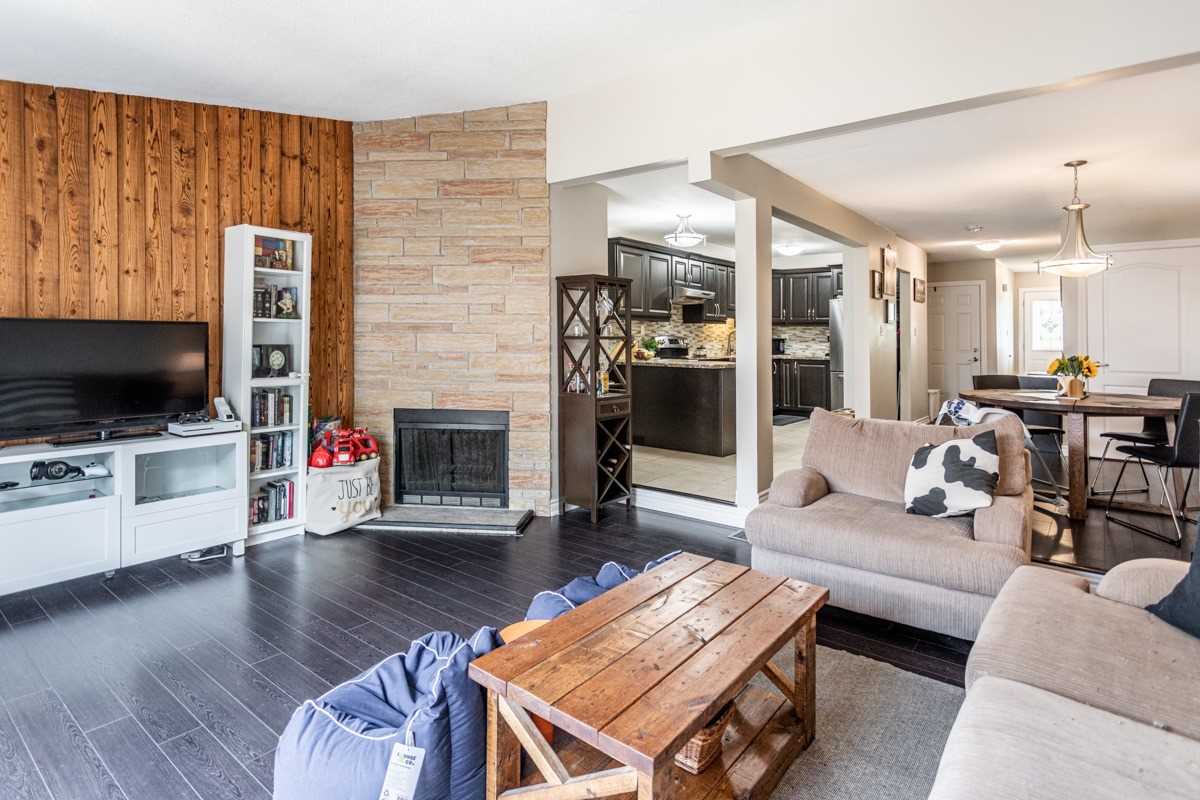 38 Athenia Dr