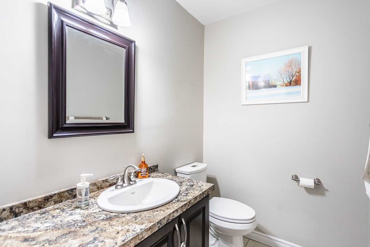 38 Athenia Dr