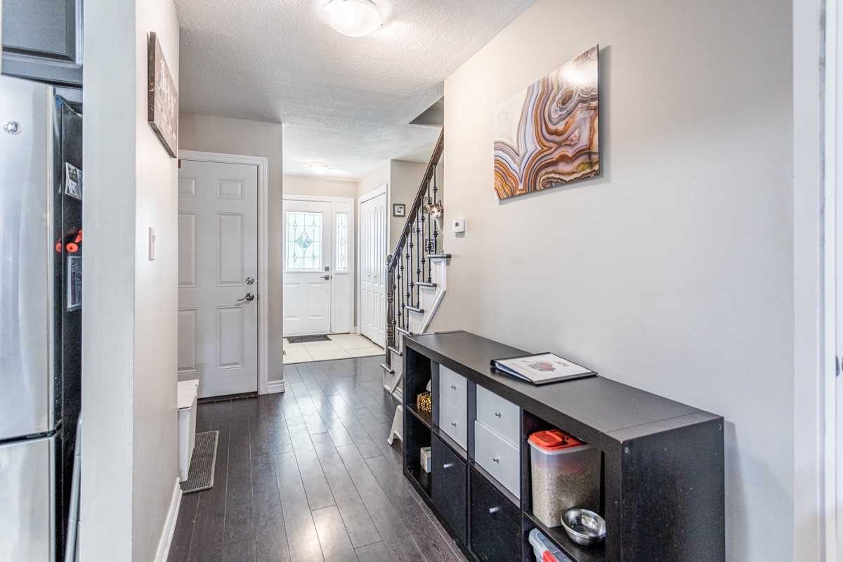 38 Athenia Dr