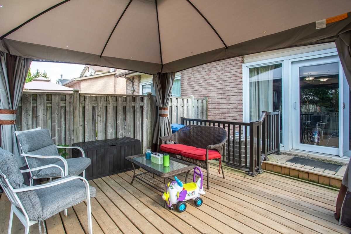 38 Athenia Dr