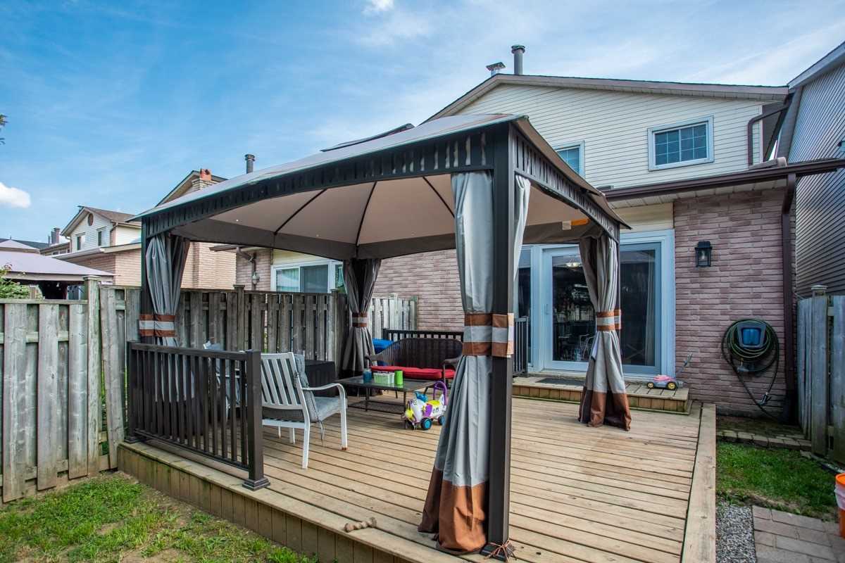38 Athenia Dr