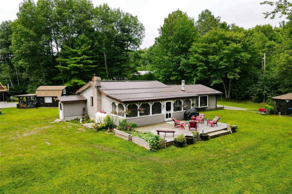 1246 Howland Junction Rd, Minden Hills
