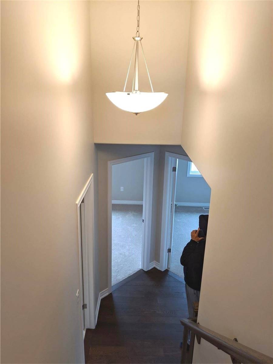 9 Cinnamon St
