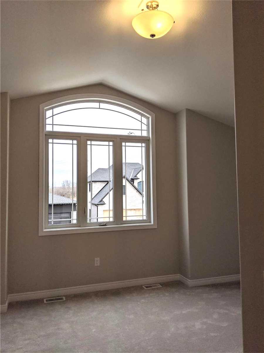 9 Cinnamon St