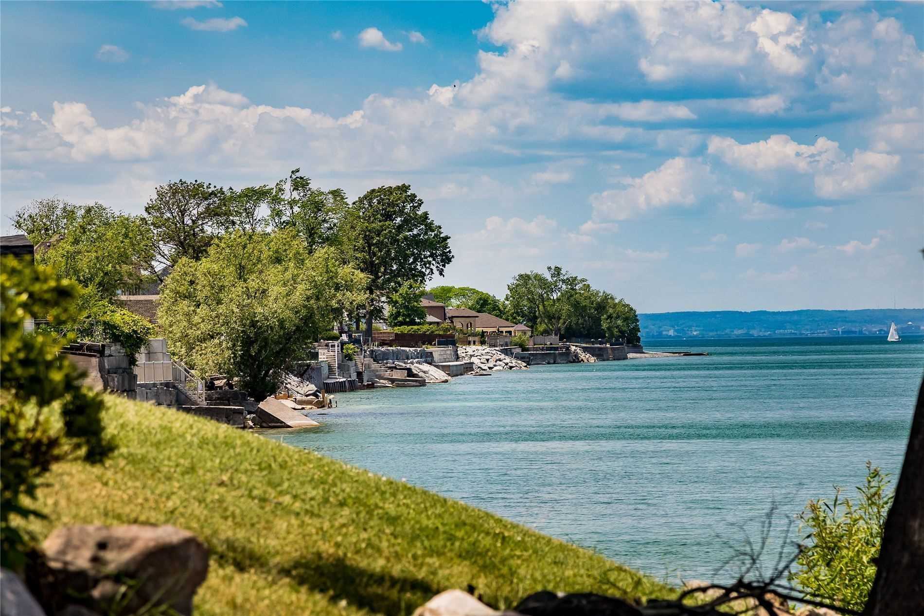 45 Seabreeze Cres, #2