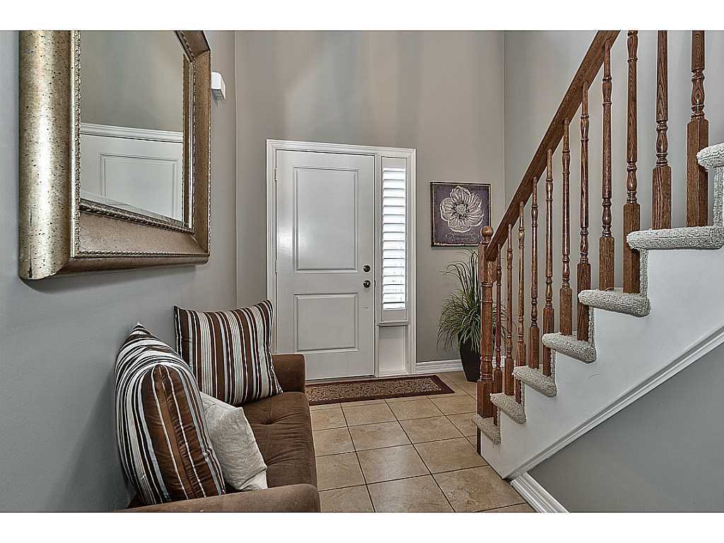 45 Seabreeze Cres, #2