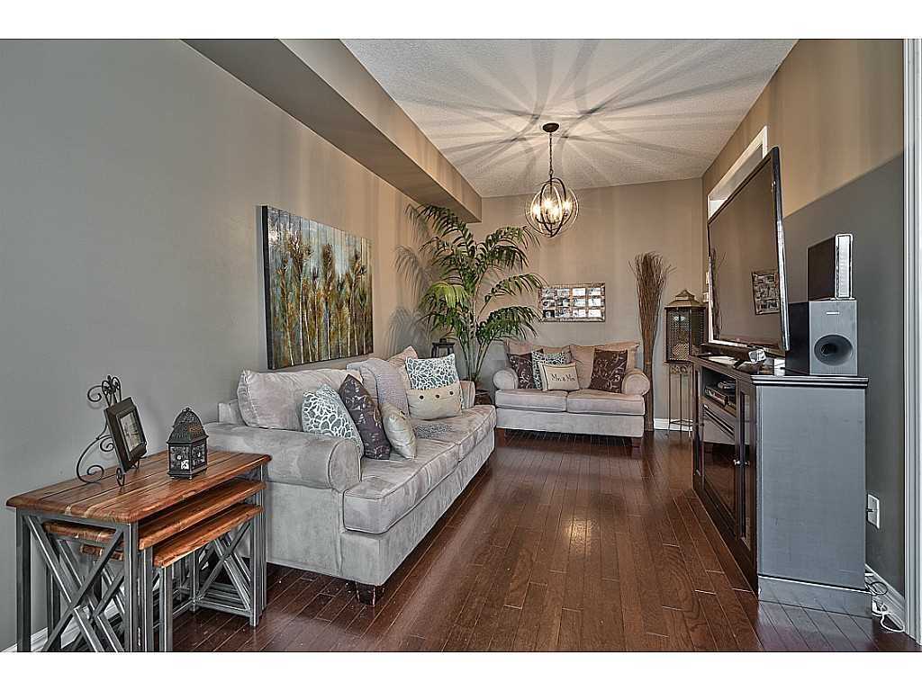 45 Seabreeze Cres, #2