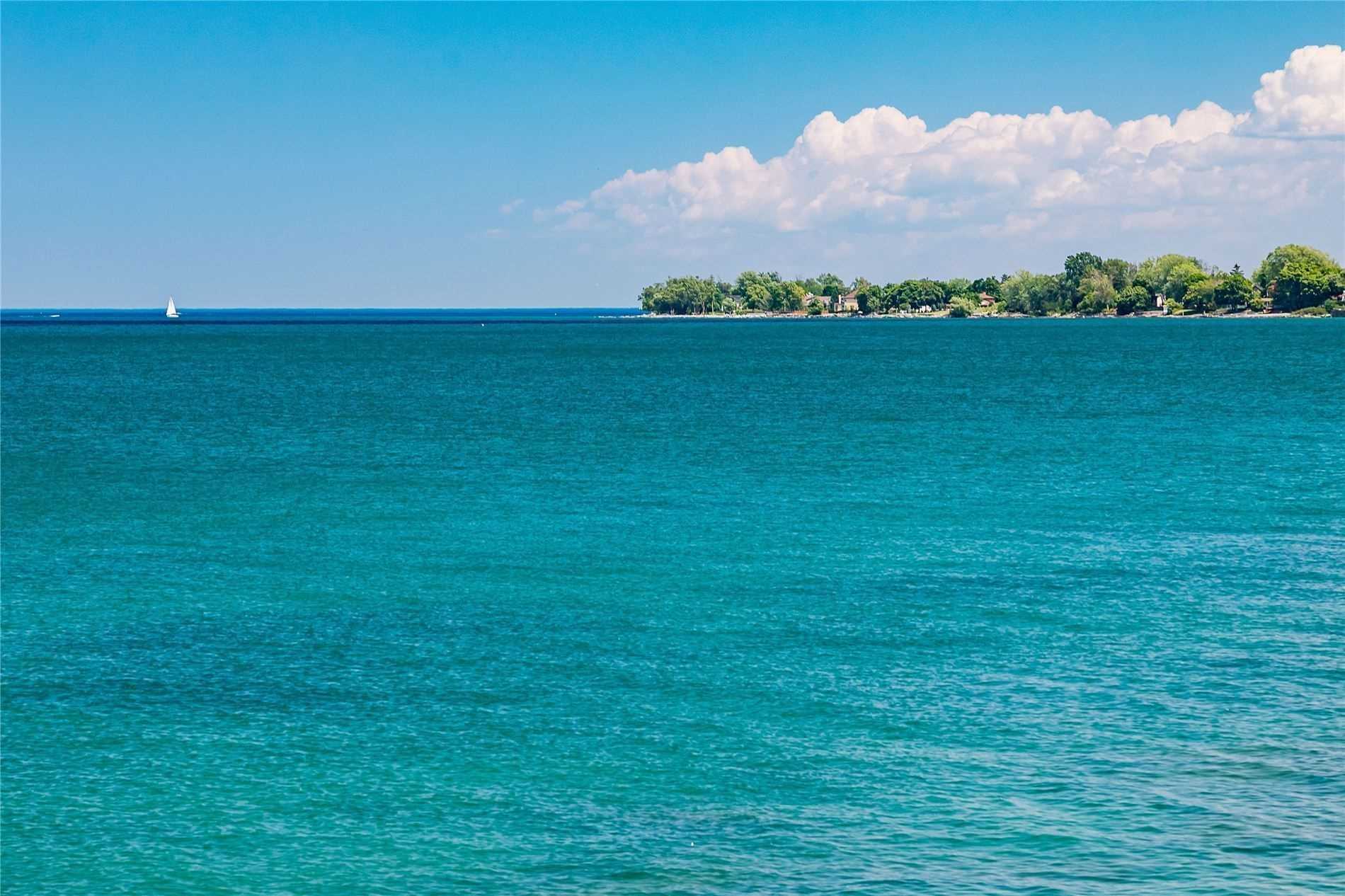 45 Seabreeze Cres, #2
