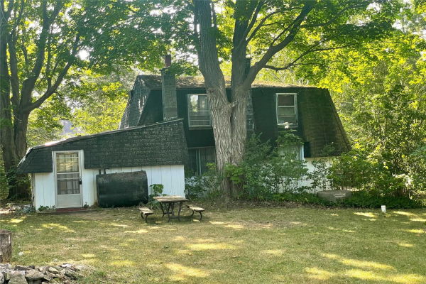 3 Viamede St, Kawartha Lakes
