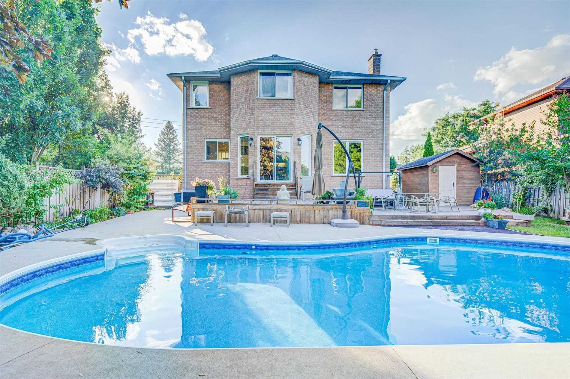 29 Kortright Rd E