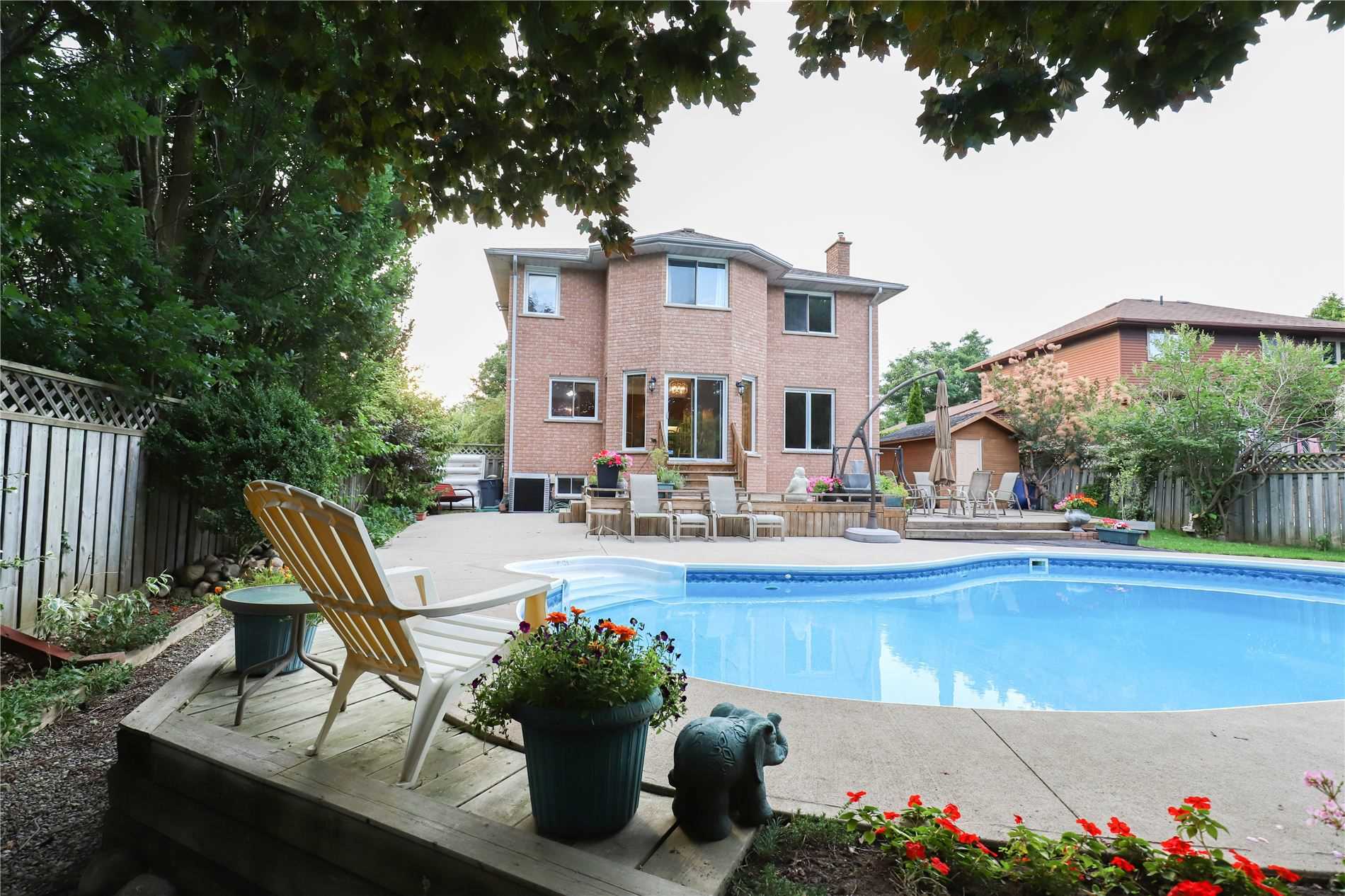 29 Kortright Rd E