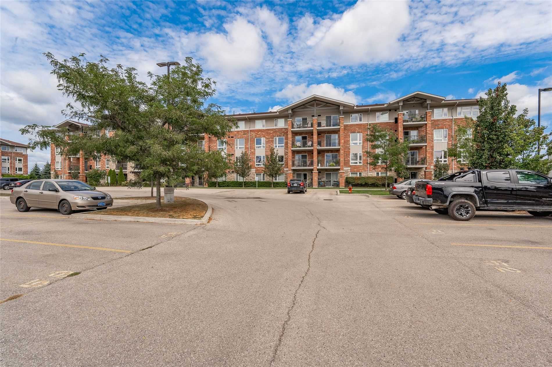 19 Waterford Dr, #106