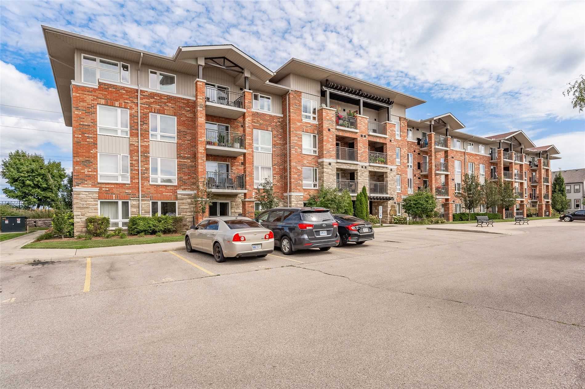 19 Waterford Dr, #106