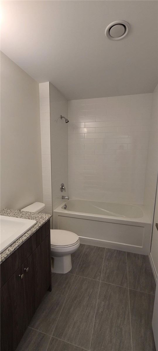 60 Charles St W, #301