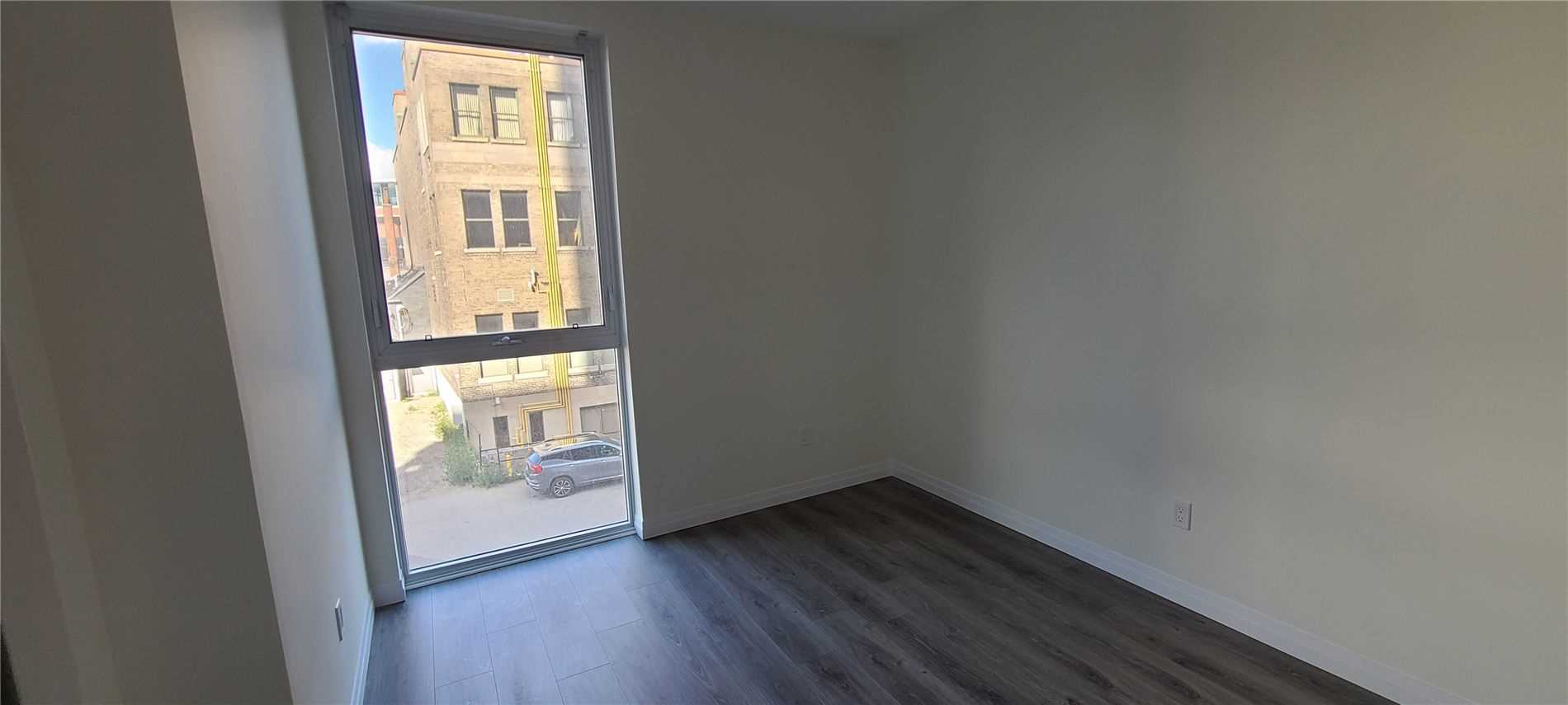 60 Charles St W, #301