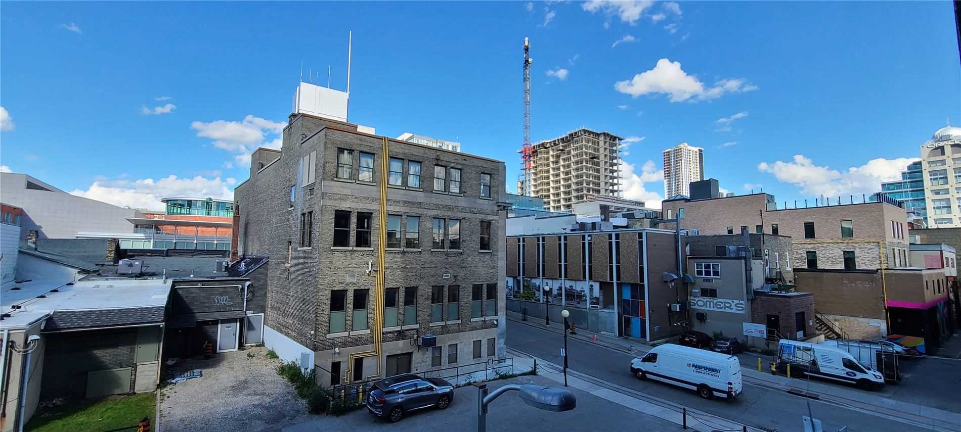 60 Charles St W, #301