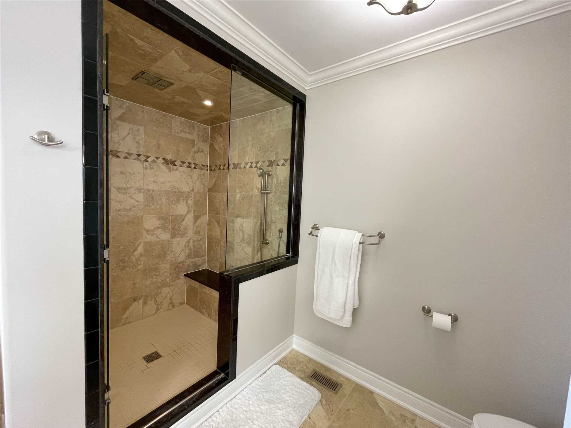 112 Watercrest Dr