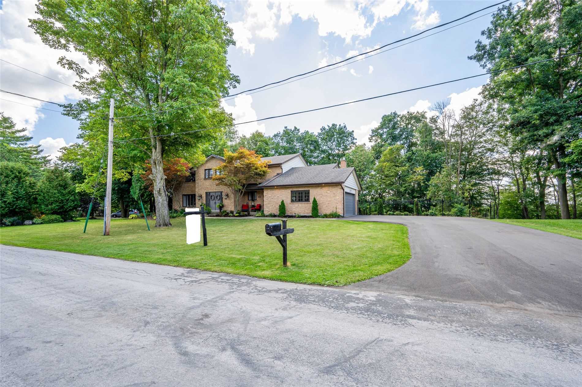 355 Edgehill Dr